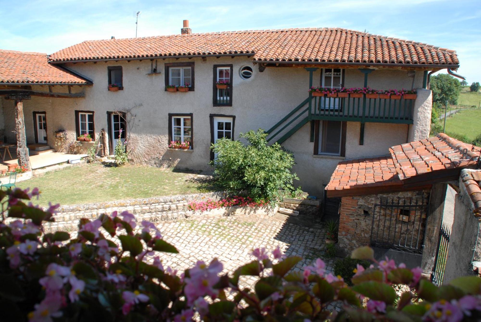 Chez Jacotte Et Elia Bed & Breakfast Saint-Galmier Exterior foto